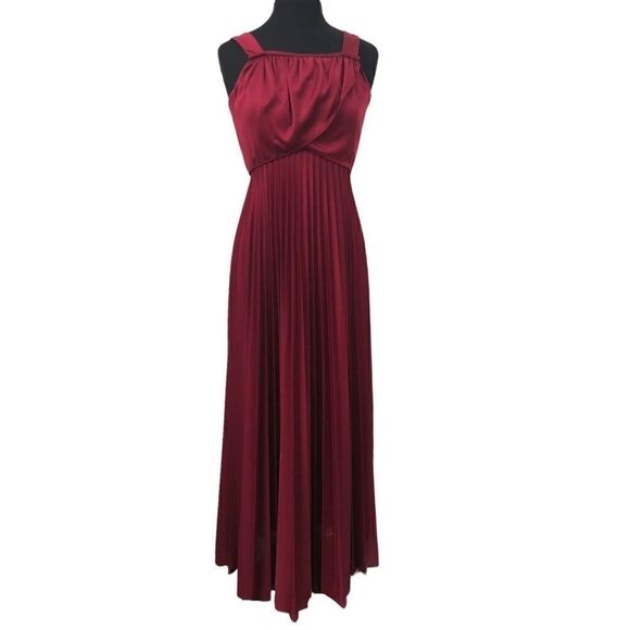Vintage 1970s Burgundy Pleated Maxi Dress Union Made Flutter Top - Picture 1 of 10